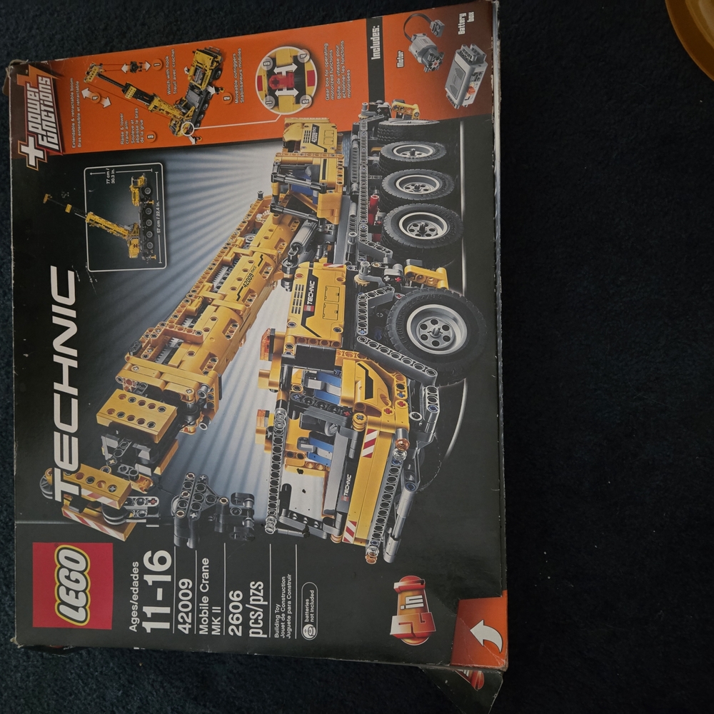 LEGO Technic Yellow Crane Truck